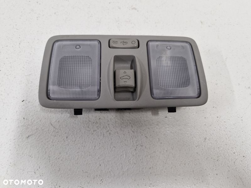 HYUNDAI IX20 LAMPKA PODSUFITKI OŚWIETLENIE KABINY PRZEŁĄCZNIK SZYBERDACHU - 1