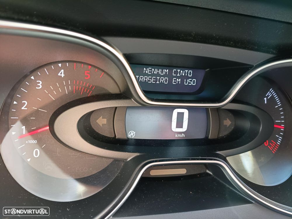Renault Captur 1.5 dCi Zen - 32