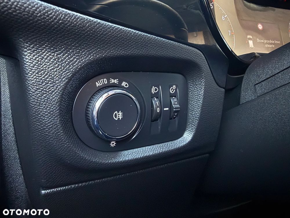 Opel Corsa 1.2 Edition Business Pack S&S - 34