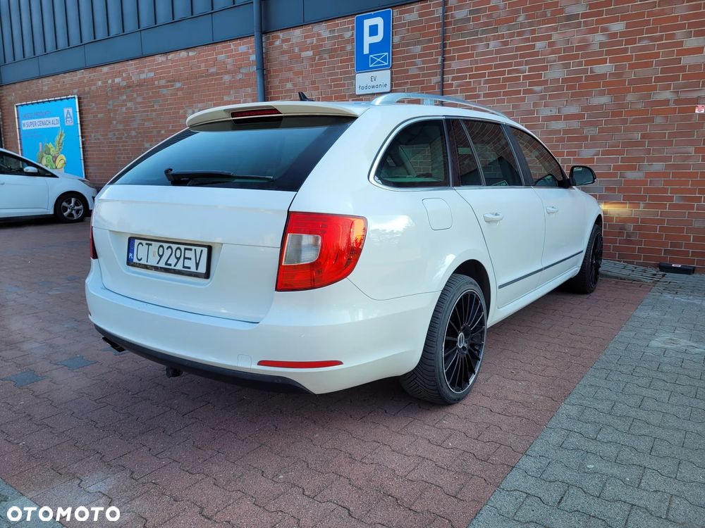 Skoda Superb 1.8 TSI Exclusive - 19