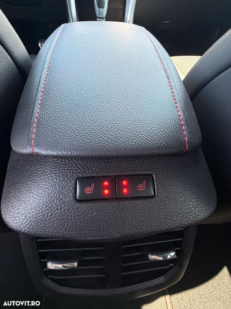 Ford Mondeo 2.0 TDCI PowerShift AWD ST Line High - 15