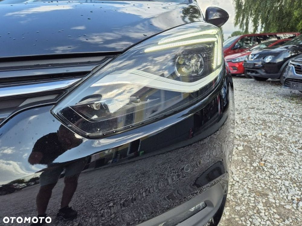 Opel Zafira - 8