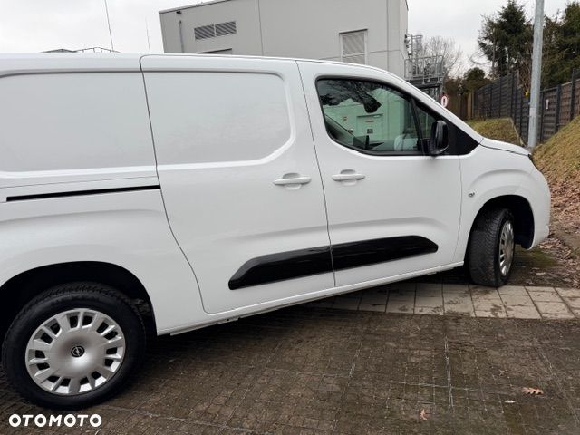 Opel COMBO - 15
