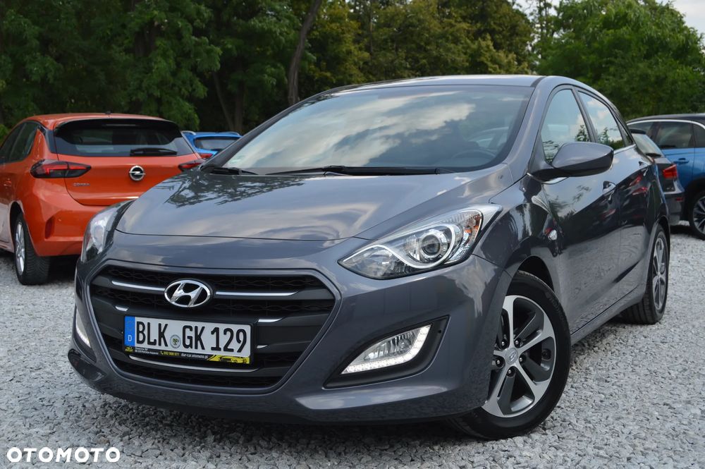 Hyundai i30 blue 1.6 GDI YES Gold - 10