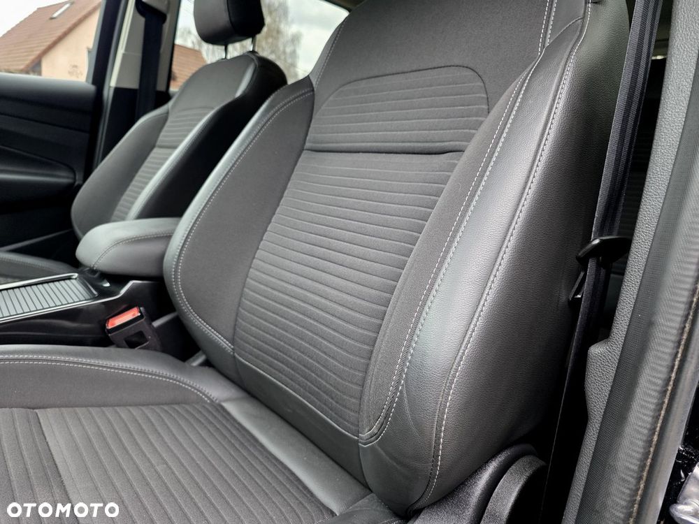 Ford Kuga 2.0 TDCi AWD Titanium - 17
