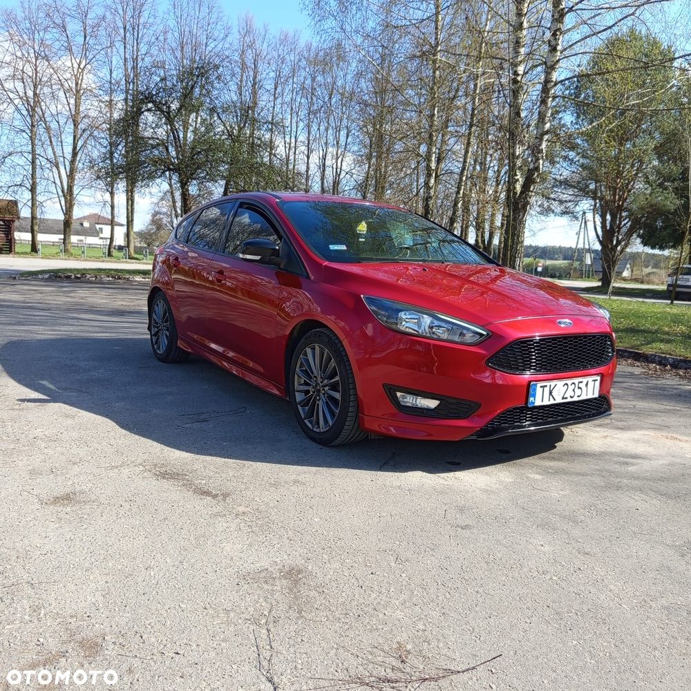 Ford Focus 1.5 EcoBoost ST-Line - 1
