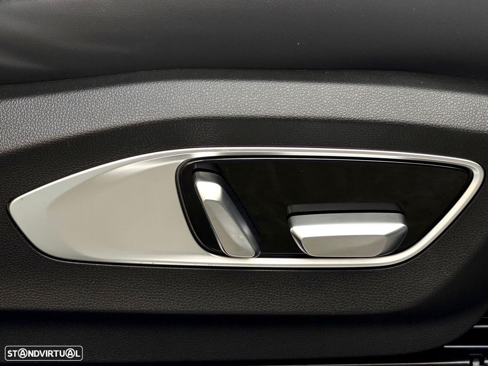 Xpeng G9 98 kWh Long Range - 44