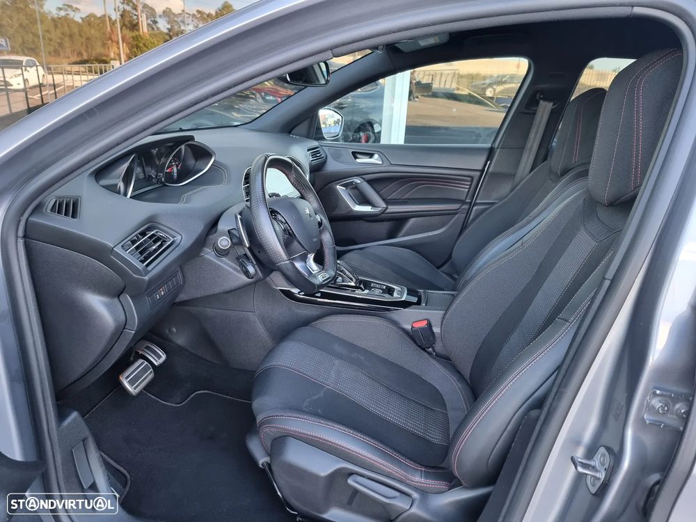 Peugeot 308 SW 1.5 BlueHDi GT EAT8 - 11