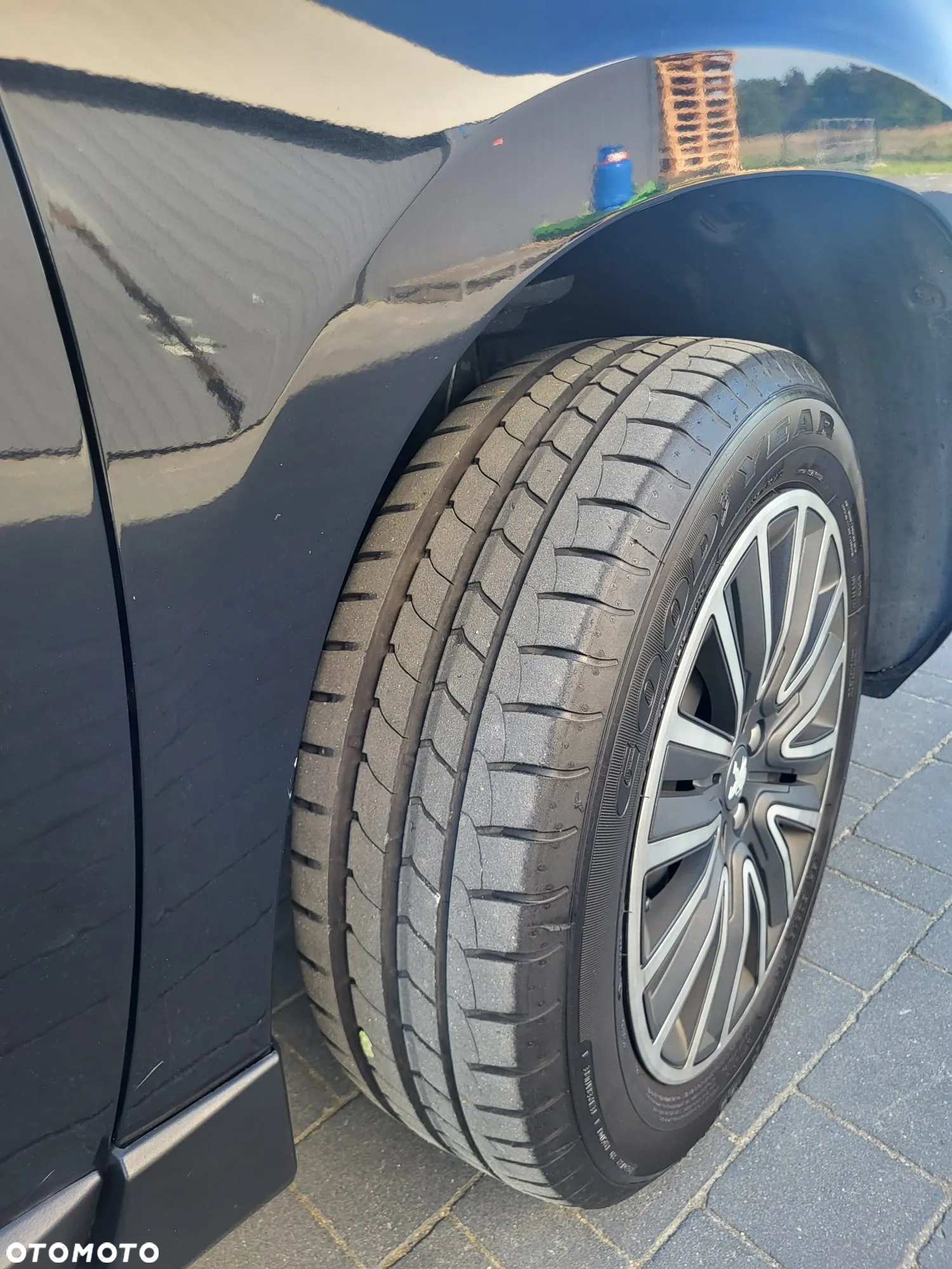 Peugeot 2008 1.5 BlueHDi Allure - 11