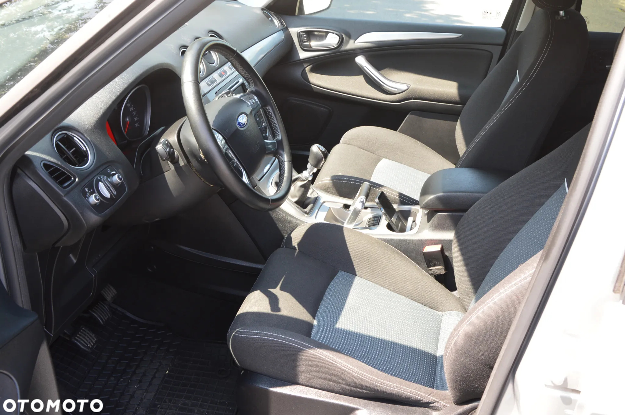Ford S-Max - 4