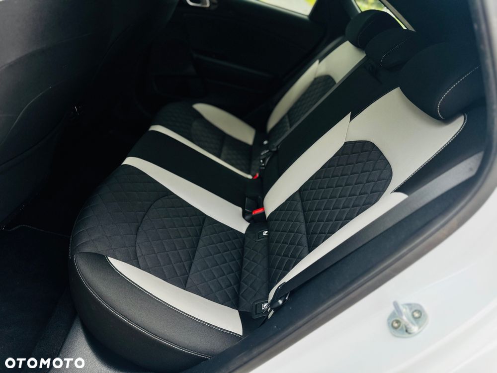 Kia ProCeed 1.5 T-GDI GT Line - 20