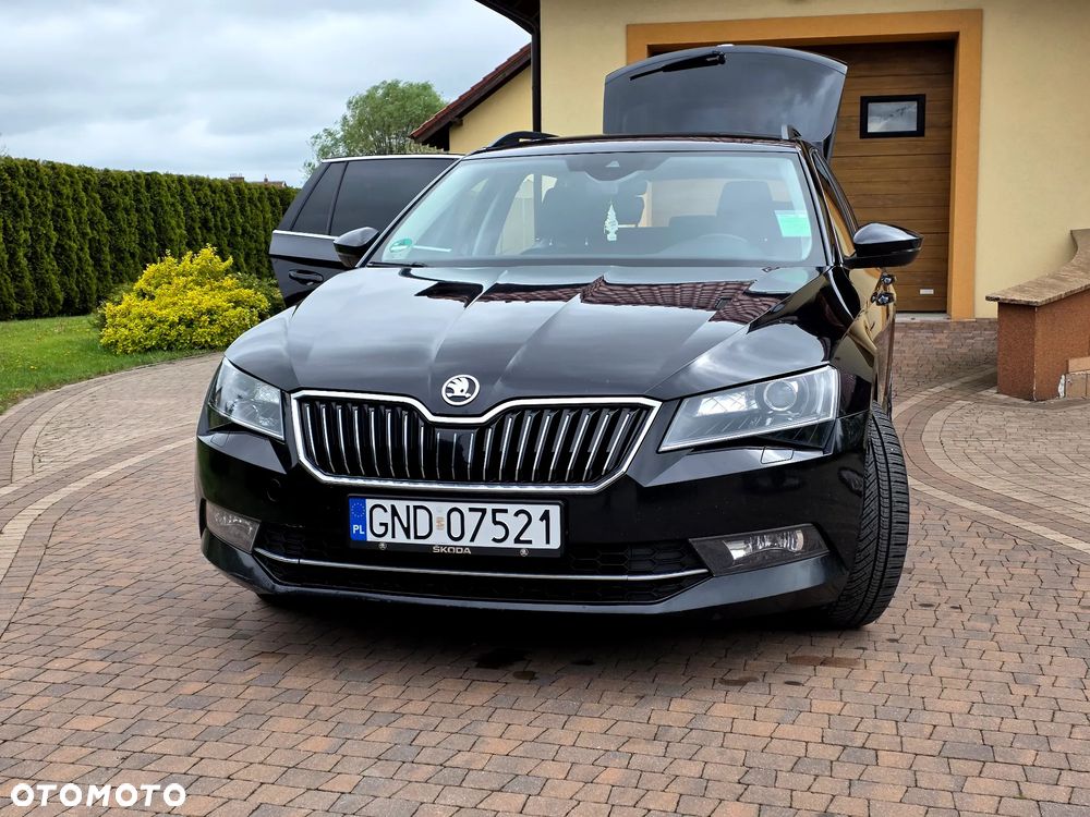 Skoda Superb 2.0 TDI 4x4 DSG Style - 1