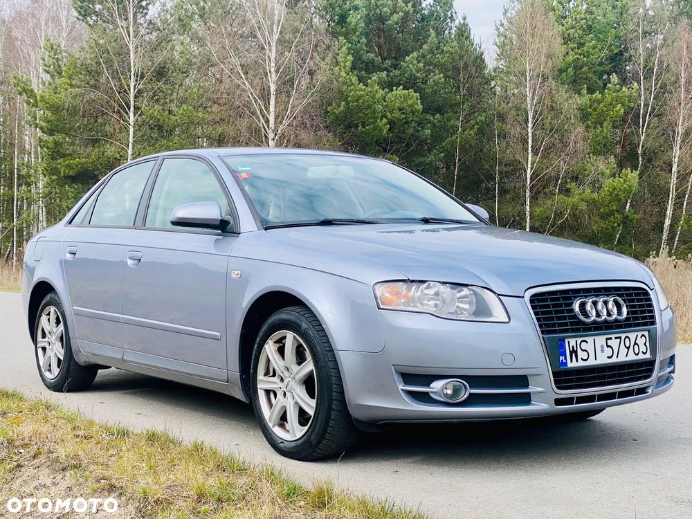 Audi A4 Limousine - 17