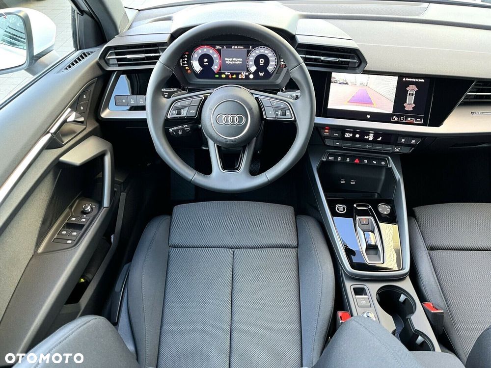 Audi A3 Sportback - 13