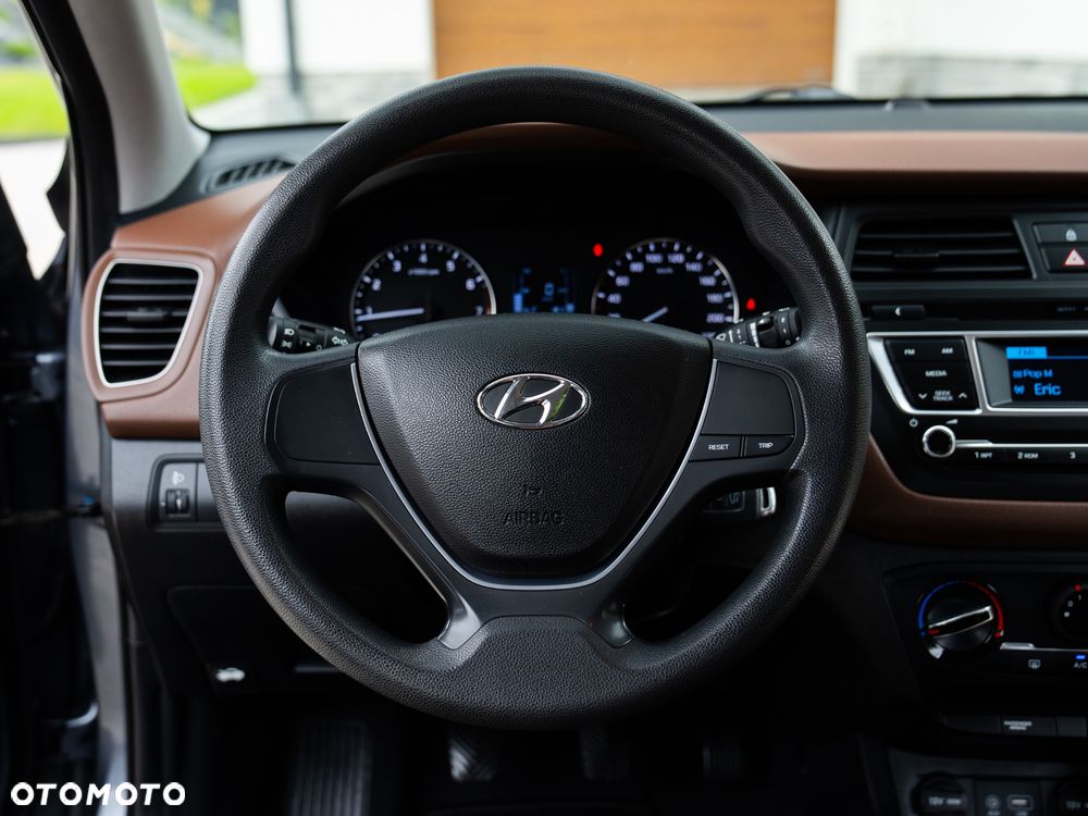 Hyundai i20 - 38