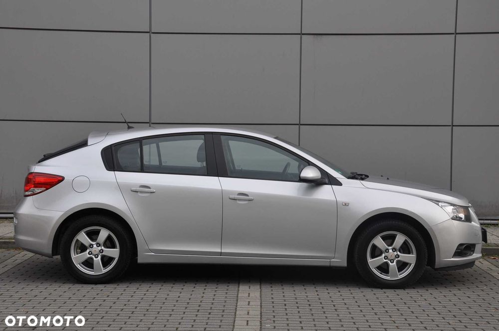 Chevrolet Cruze - 7