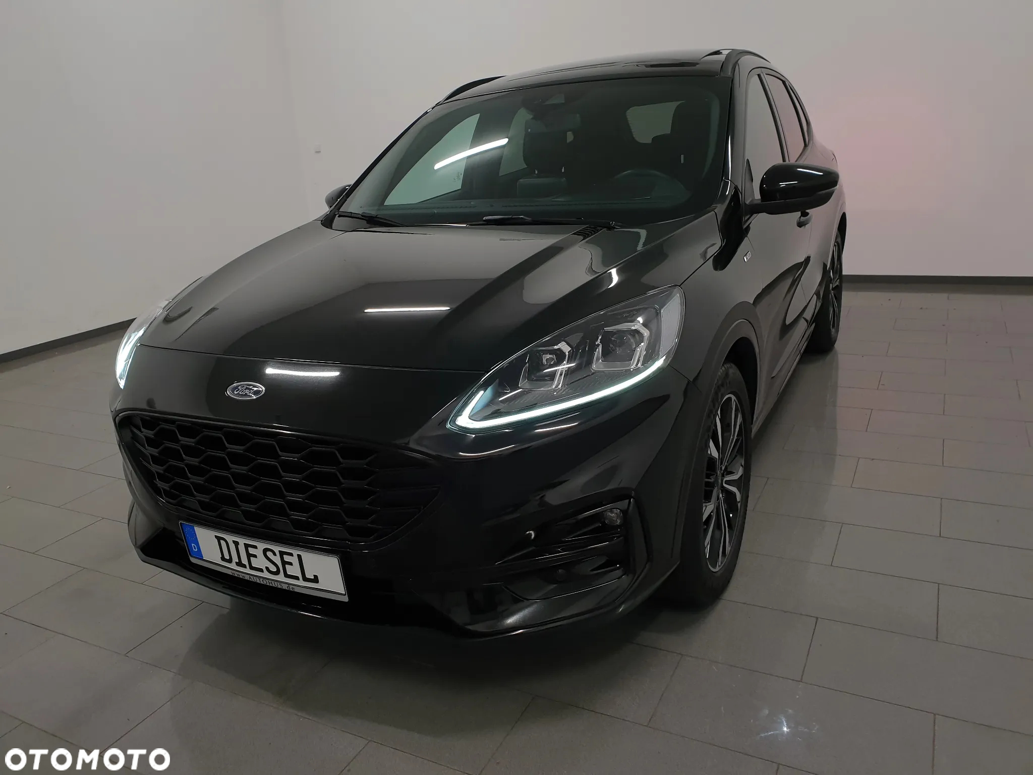 Ford Kuga 2.0 EcoBlue 4x4 ST-LINE X - 31