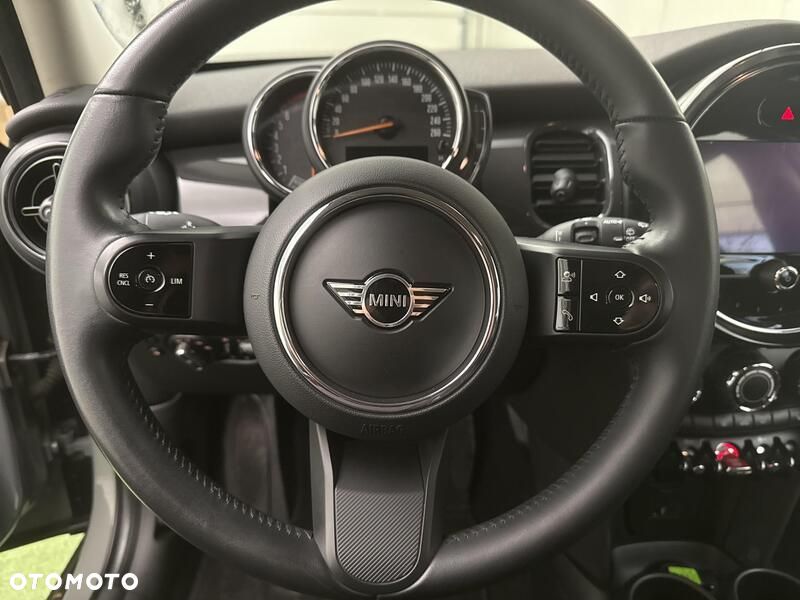 MINI ONE - 13