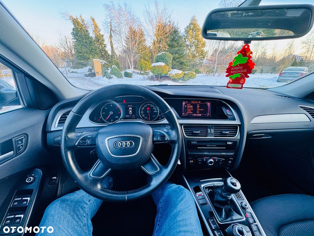 Audi A4 Limousine - 20