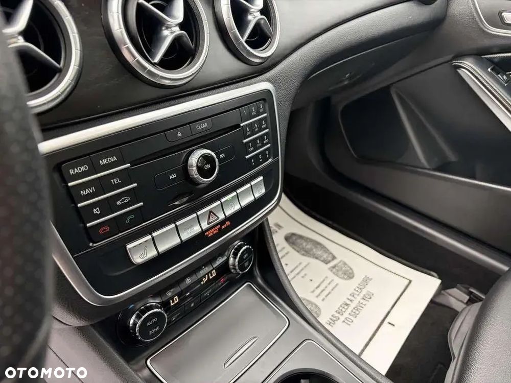 Mercedes-Benz CLA 250 4Matic 7G-DCT AMG Line - 8