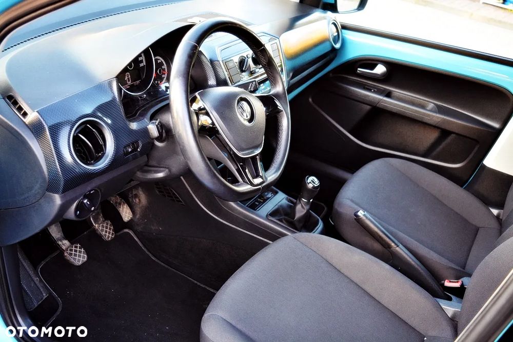 Volkswagen up! 1.0 Beats - 19