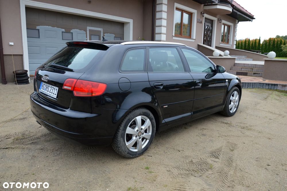 Audi A3 Sportback 2.0 TDI S line Sportpaket plus - 14