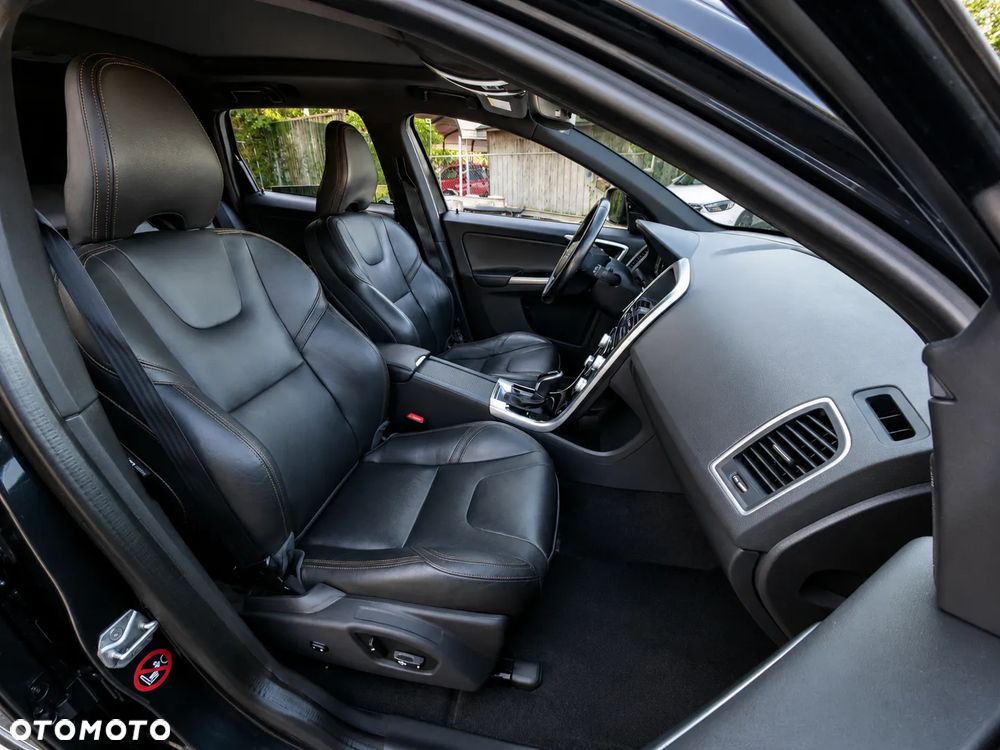 Volvo XC 60 T5 Geartronic Momentum - 8