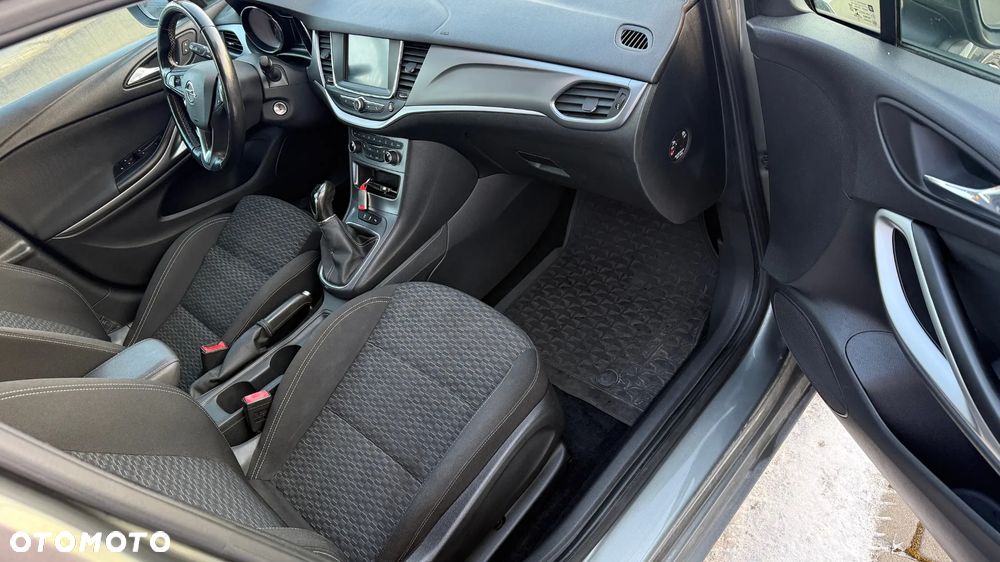 Opel Astra - 11
