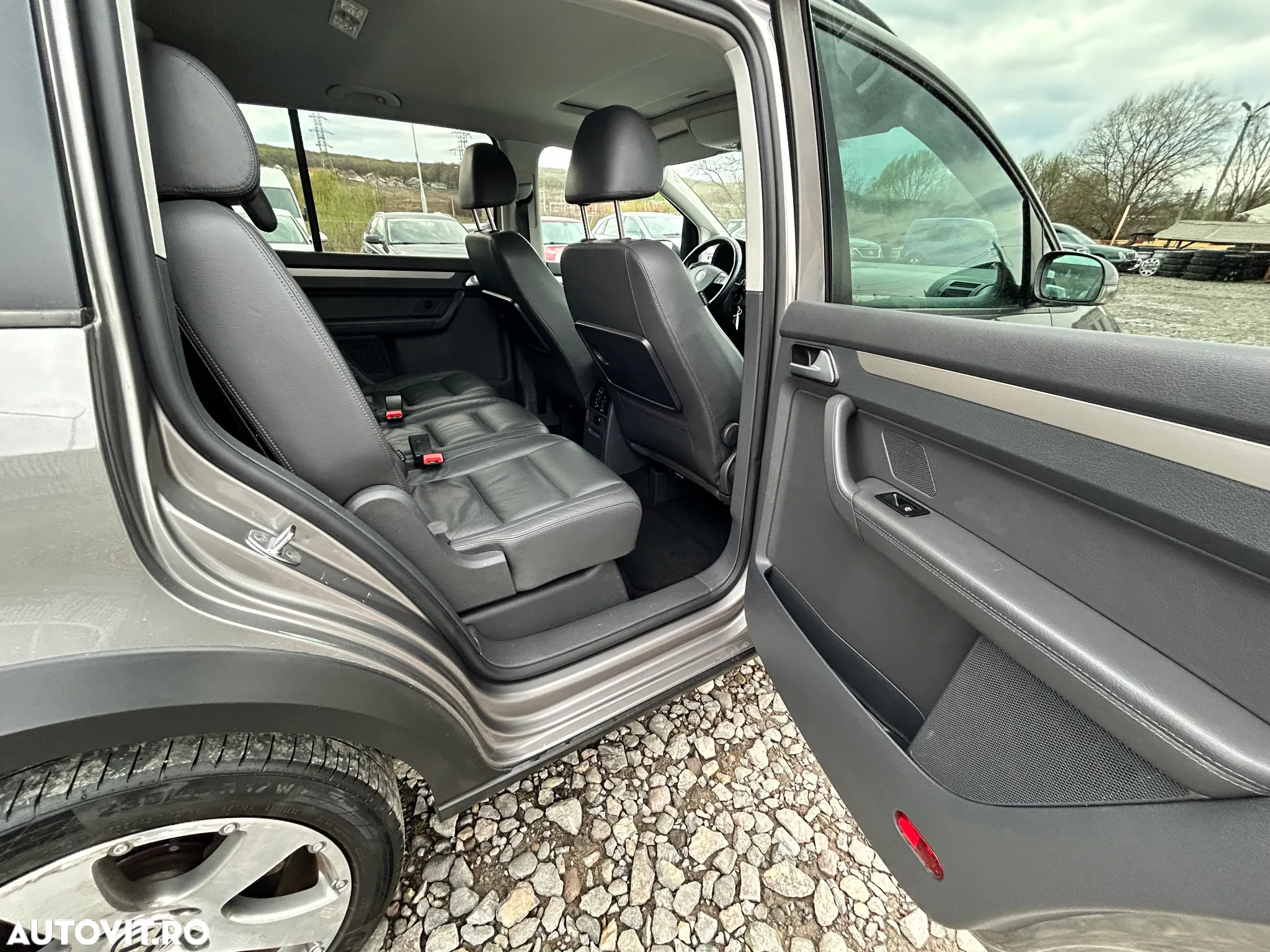 Volkswagen Touran Cross 2.0 TDI DSG - 16