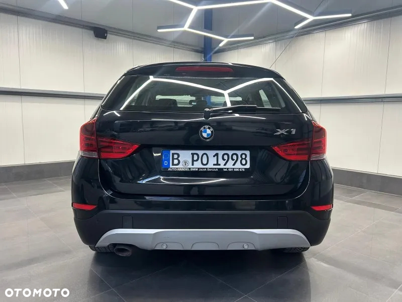 BMW X1 xDrive18d xLine - 10