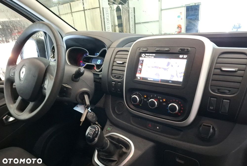 Renault TRAFIC - 5
