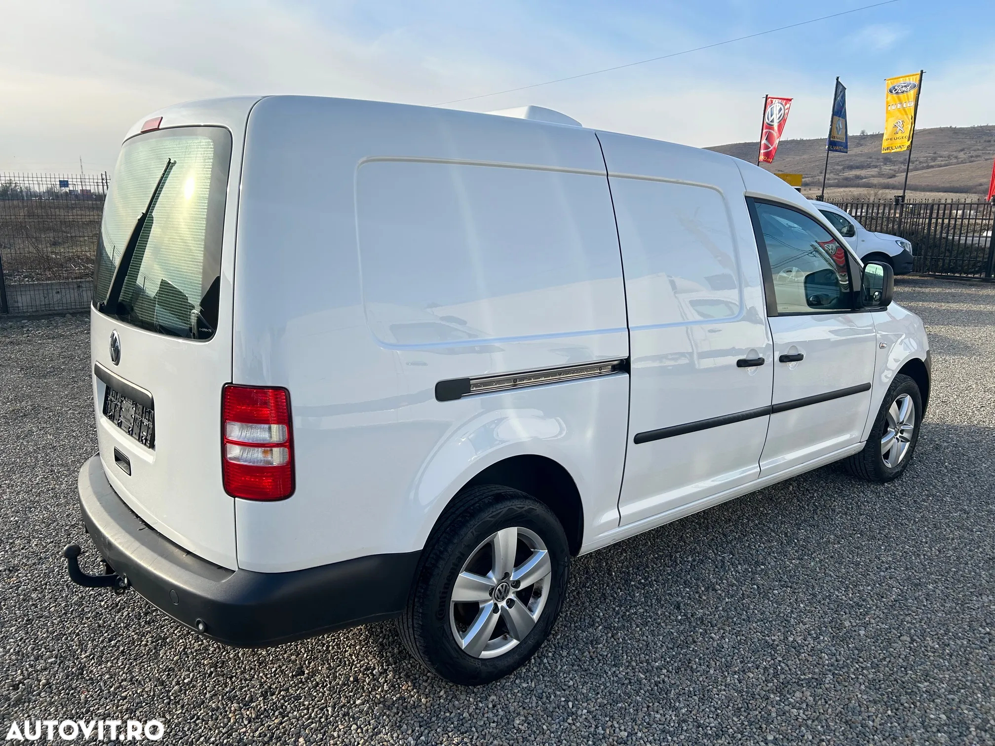 Volkswagen Caddy - 3