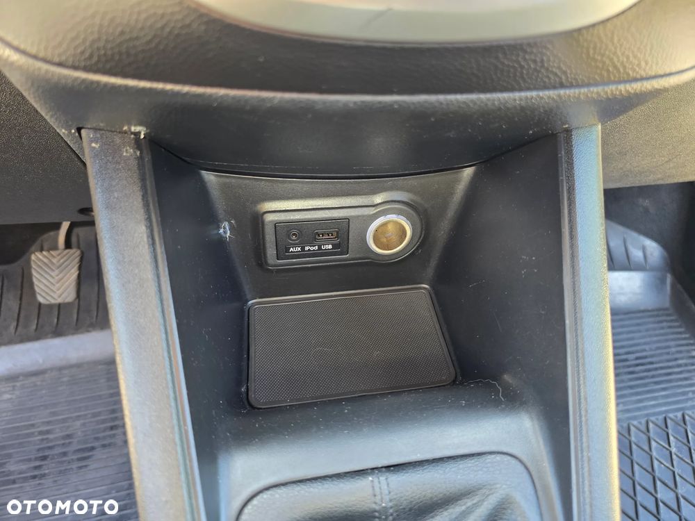 Hyundai ix20 - 28