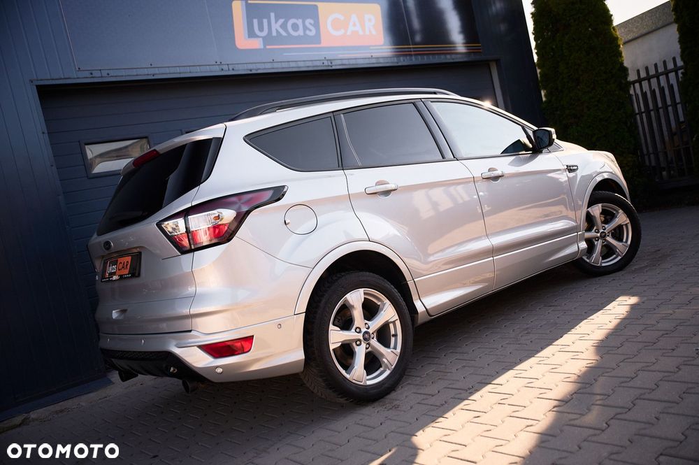 Ford Kuga - 34