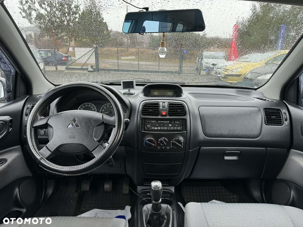 Mitsubishi Space Star 1.6 Family - 15