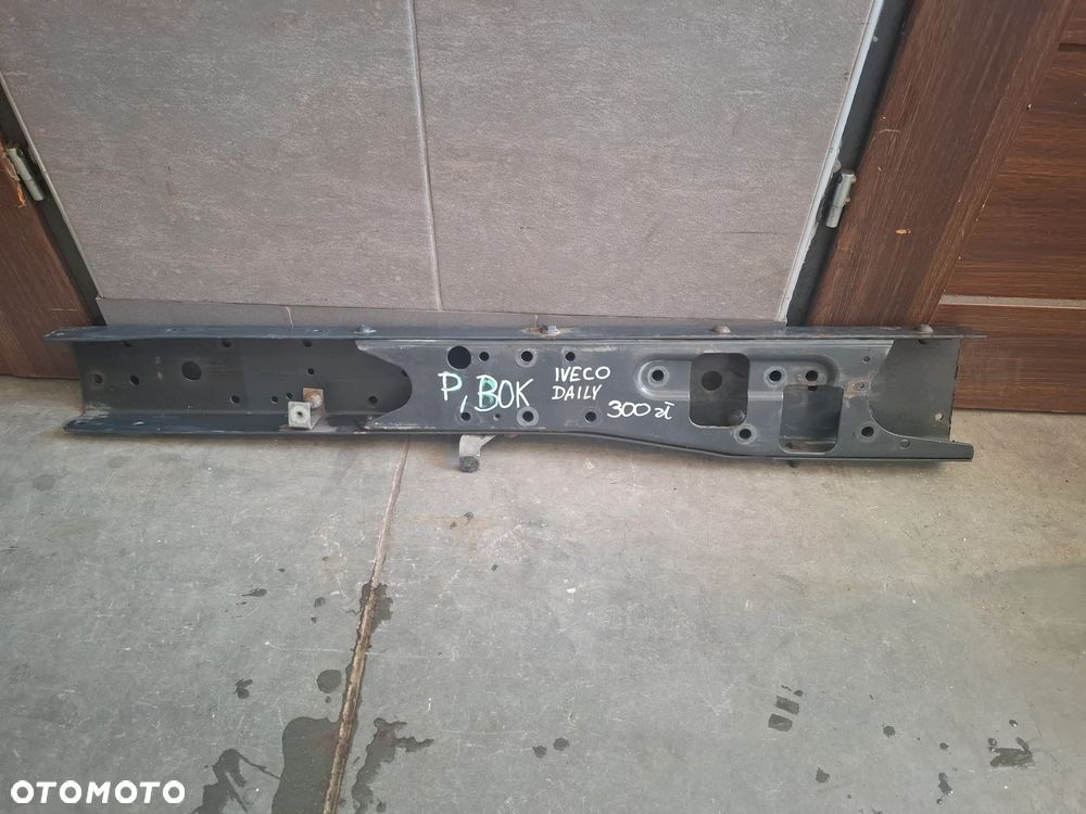 Przód ramy prawy bok Iveco Daily 3,0 HPI 2018 rok - 1