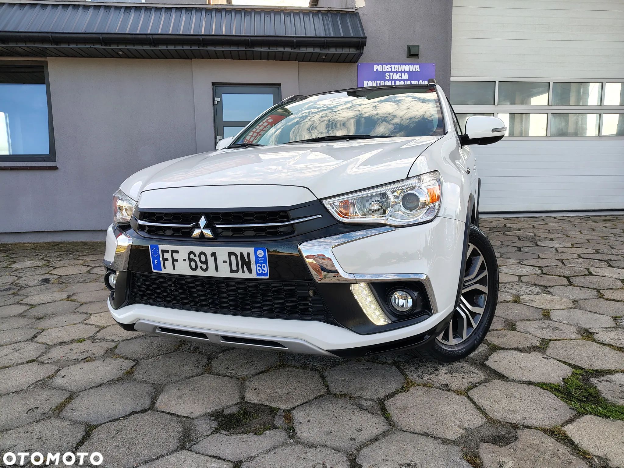 Mitsubishi ASX 1.6 2WD Comfort Edition - 1