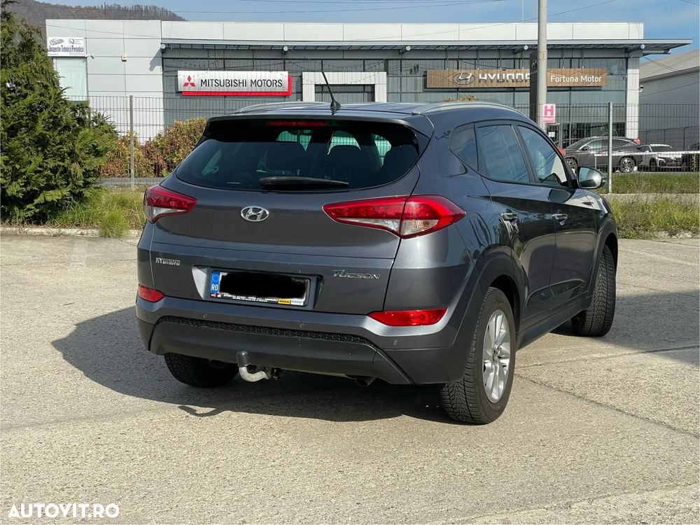 Hyundai Tucson - 2