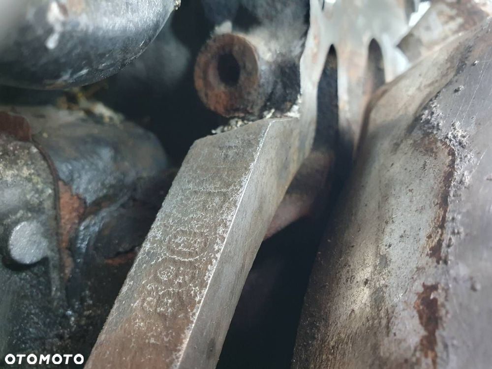 SILNIK KOMPLETNY BKP 2.0 TDI 140 VW PASSAT B6 - 7