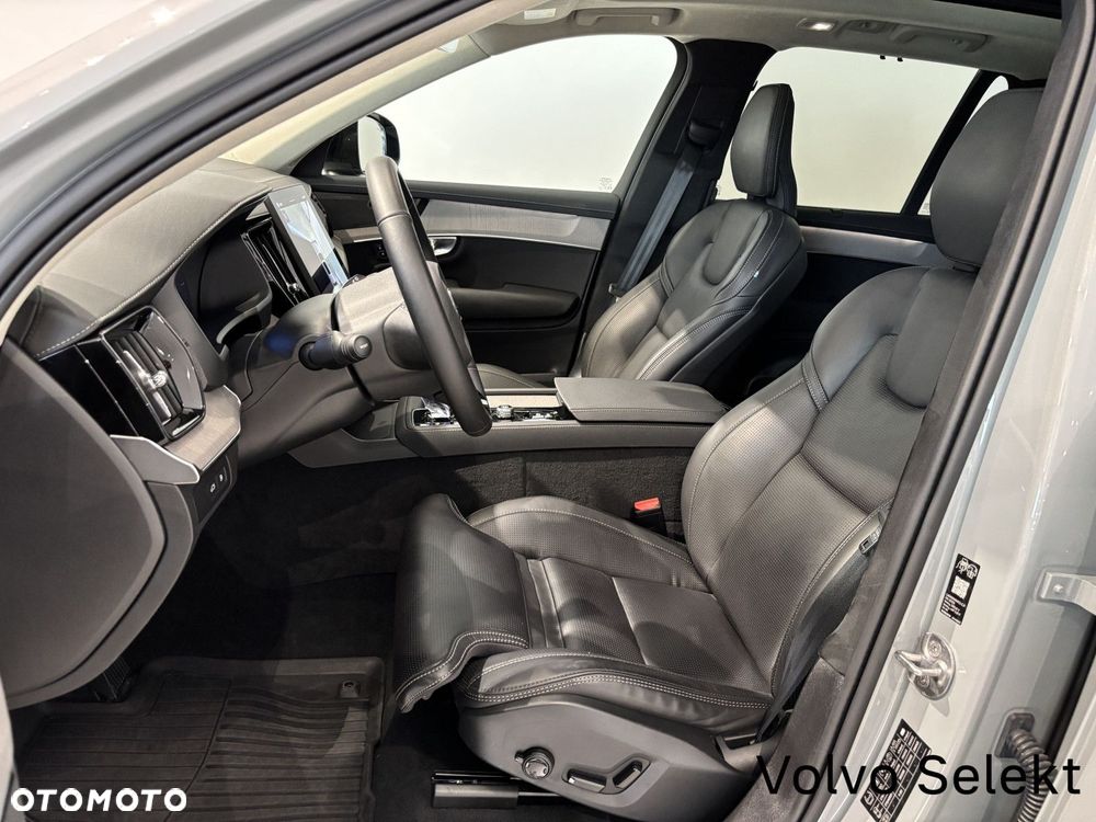 Volvo XC 90 - 21