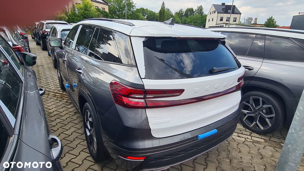 Skoda Kodiaq 2.0 TDI 4x4 Sportline DSG - 4