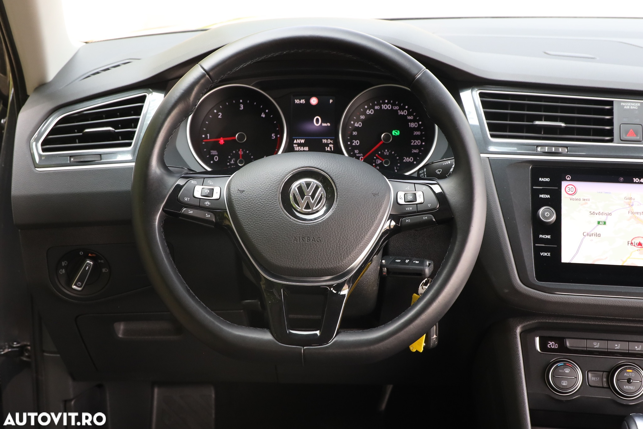 Volkswagen Tiguan 2.0 TDI DPF DSG Comfortline - 30