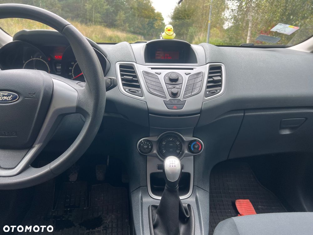 Ford Fiesta 1.4 Trend - 11