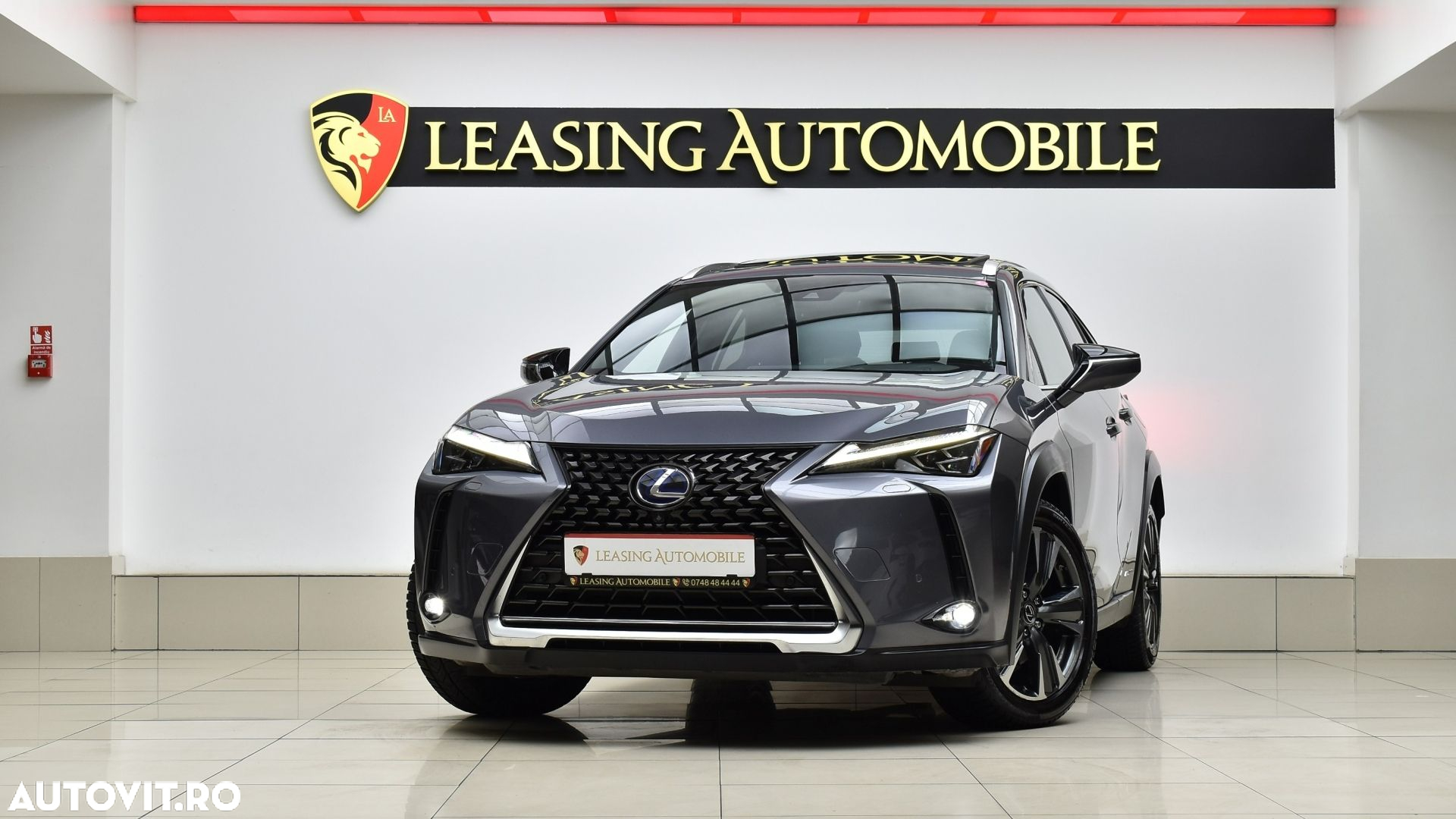 Lexus UX 250h 2.0L HEV 20H- (178 HP) 4X4 CVT Luxury - 2