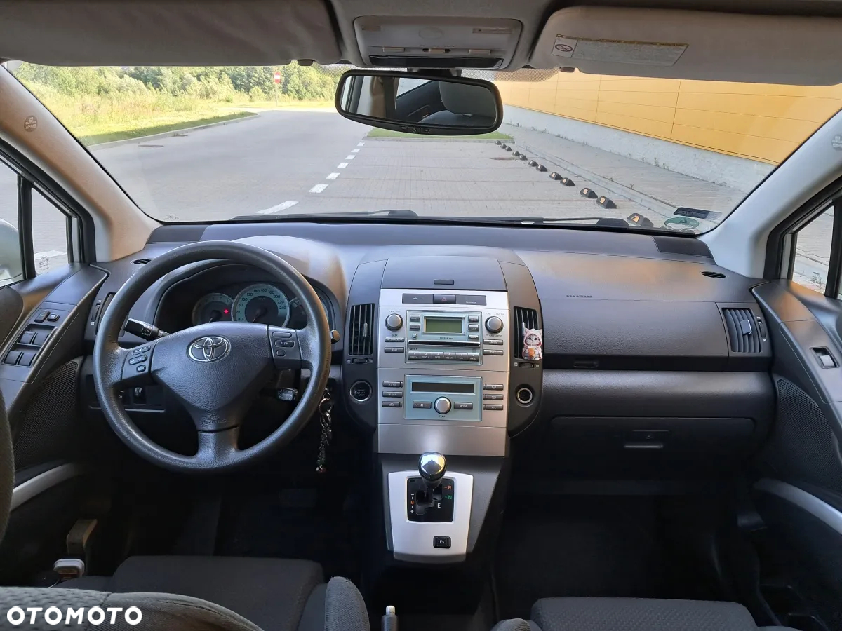 Toyota Corolla Verso 1.8 Sol + 7os MM - 7