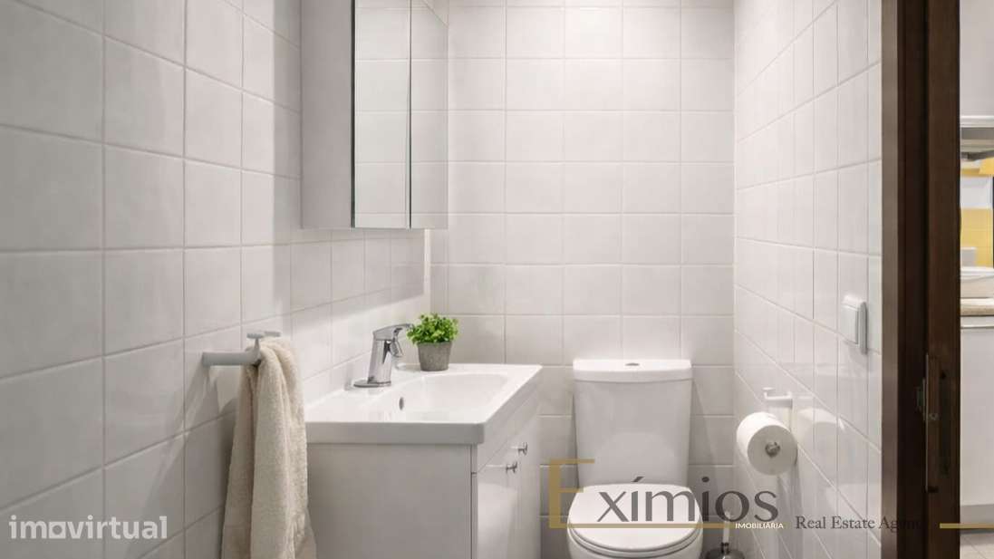 Moradia V2 para remodelação, na zona histórica de Vila do Conde - Grande imagem: 4/8