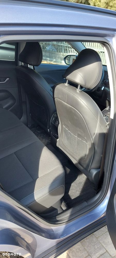 Hyundai Kona ver-1-6-gdi-hybrid-comfort-dct - 18