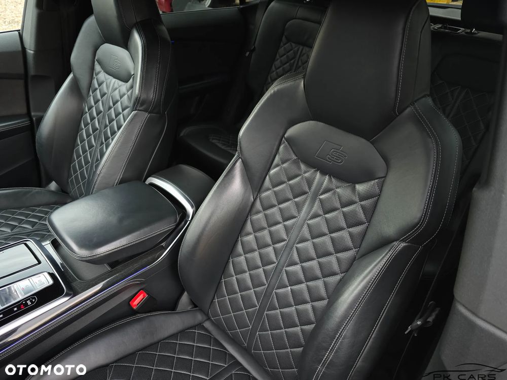 Audi Q8 50 TDI mHEV Quattro Black Edition Tiptronic - 34