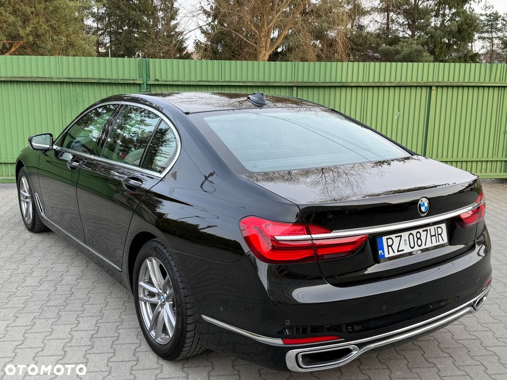 BMW Seria 7 730d xDrive - 13