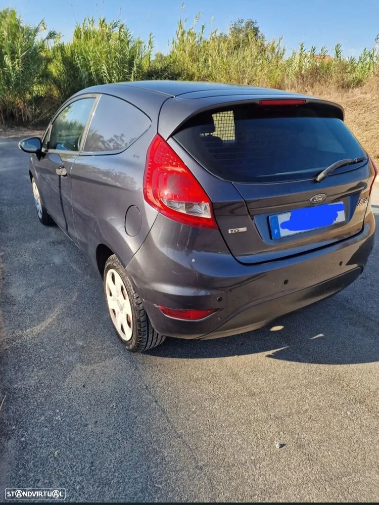 Ford Fiesta 1.4 TDCI First Edition - 2